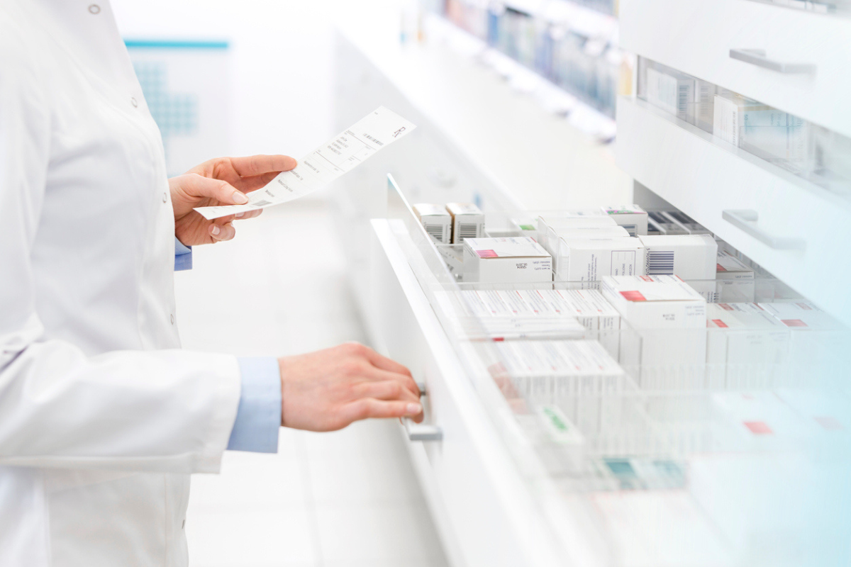 Article image for ‘Please give me something’: Frankston pharmacy broken into after health care clinic closes