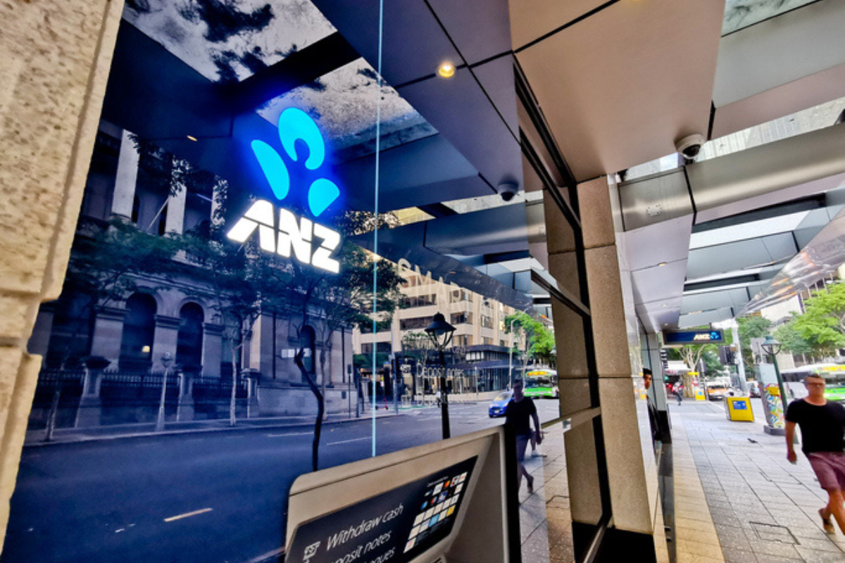 Article image for The crisis that is causing longer call times for customers trying to call their banks