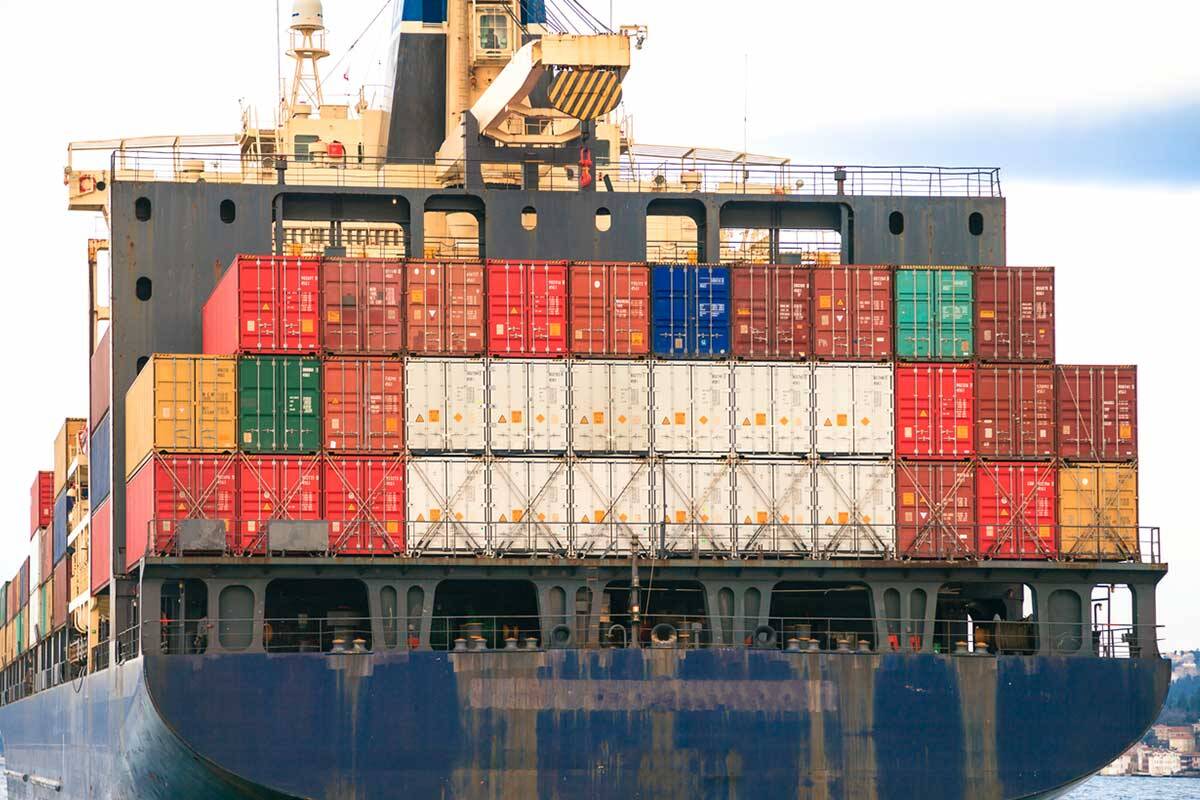 Article image for Supply chain concern as wharfies ‘take Australia hostage’