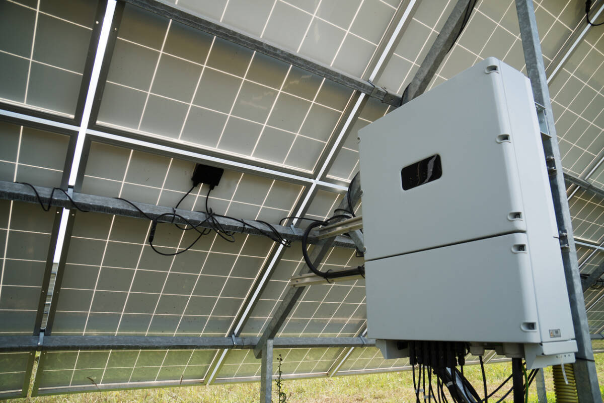 Article image for Warnings issued over ‘very serious’ incidents when solar batteries ‘go bad’