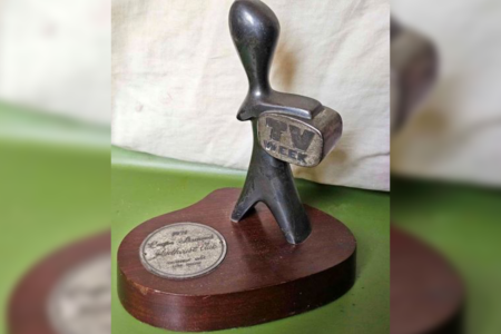Rare 1971 Logie spotted on Facebook Marketplace!