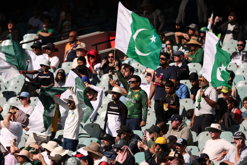 Article image for ‘They’ve done a hell of a lot better’: Pakistan resistance in Boxing Day Test praised