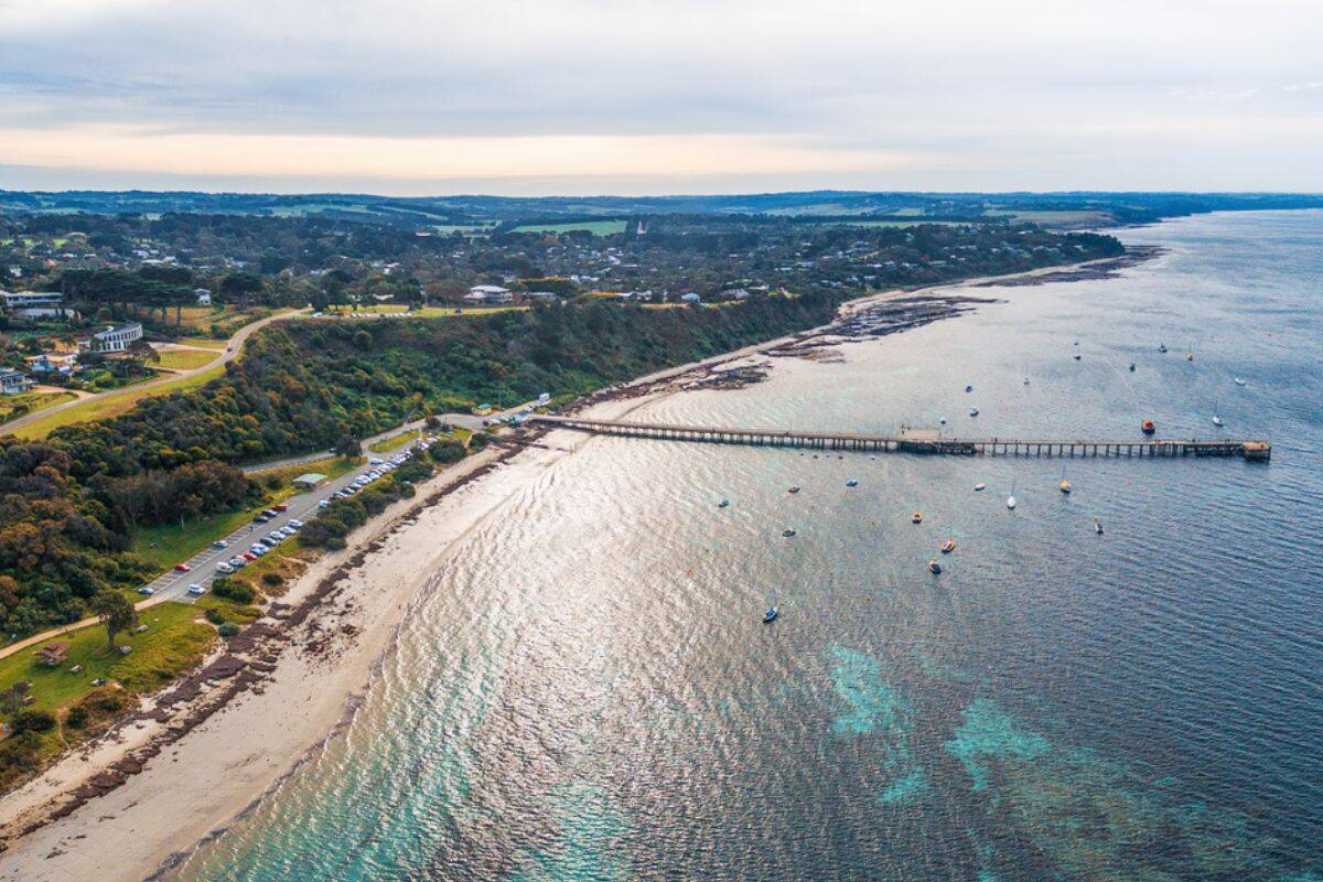 Article image for The new paid parking pilot impacting three beach car parks on the Mornington Peninsula