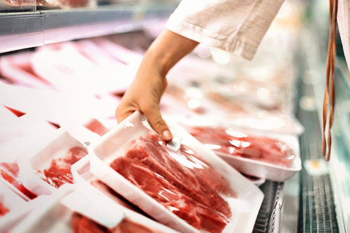 Article image for The big discrepancy in beef prices between farmers and supermarkets
