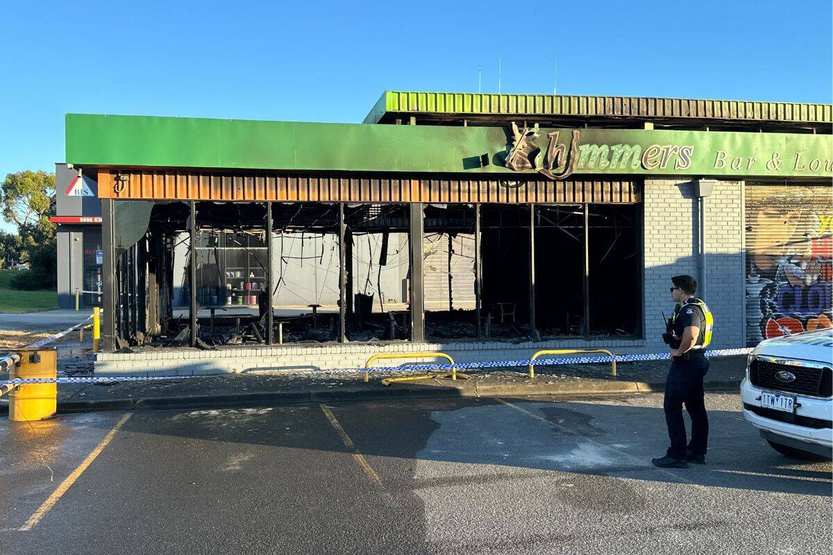 Article image for Two suspicious fires break out in Cranbourne and Bendigo overnight