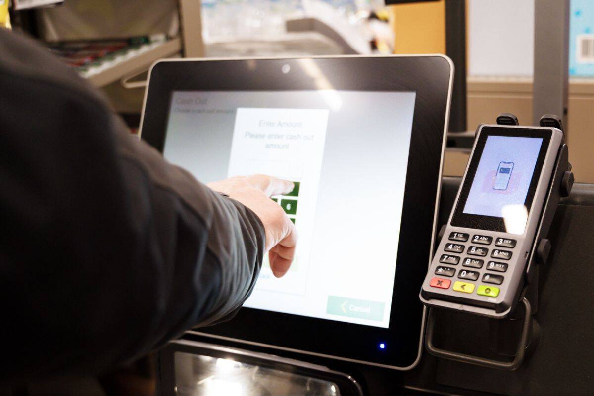 Article image for ‘Haven’t lived up to their promise’: Retail expert sounds alarm on self-service checkouts