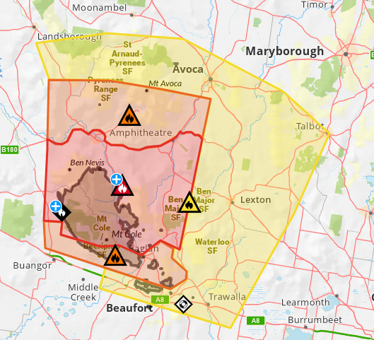 Article image for Urgent evacuation warning issued as out-of-control bushfire heads towards Elmhurst and Ampitheatre