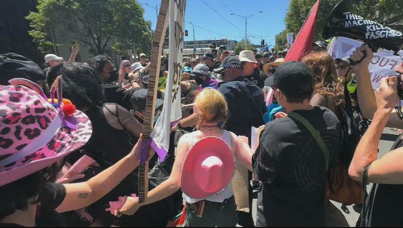 Article image for Victoria Police condemn ‘confronting’ and ‘disappointing’ Pride March protestors