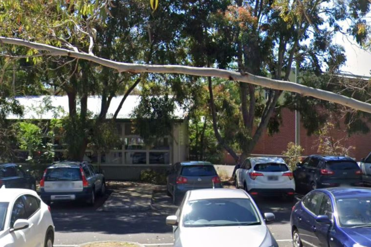 Article image for ‘Nothing short of a disgrace’: Children exposed to weeks of toxic mould at Mornington Peninsula school