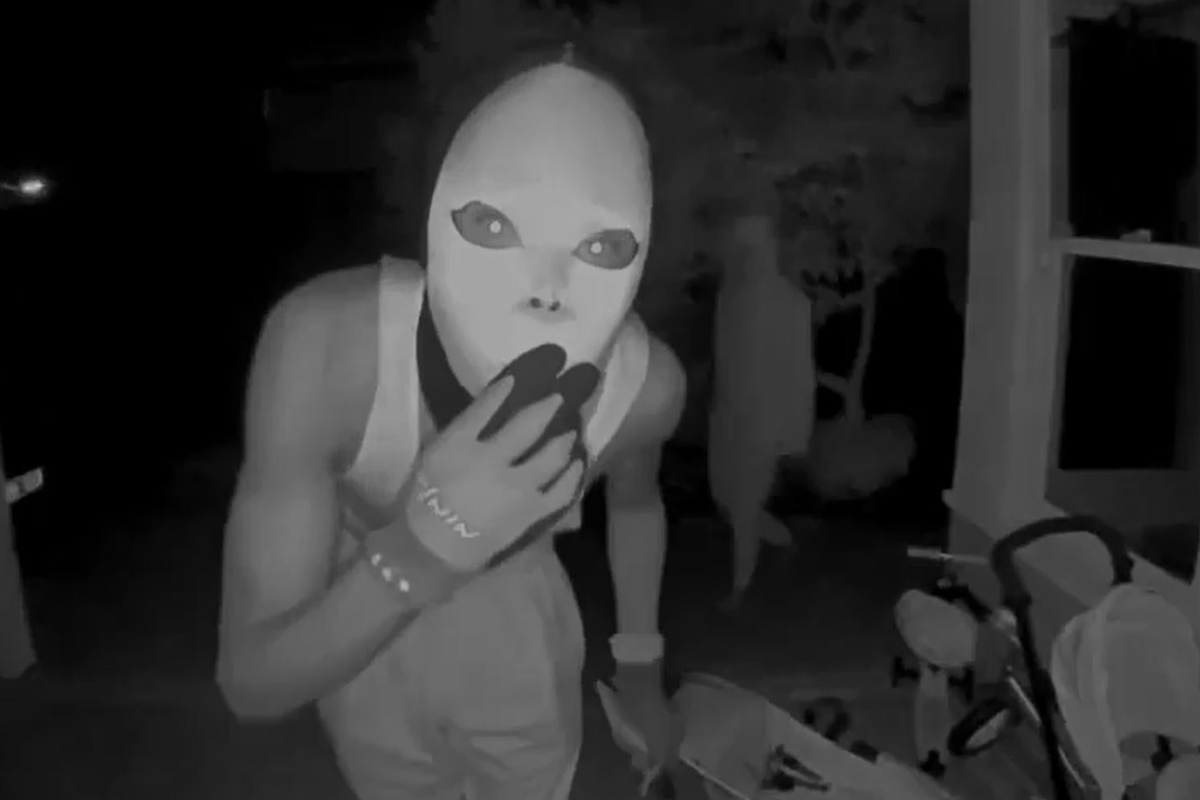 Article image for Brazen bandits invade former home of Jacqui Felgate
