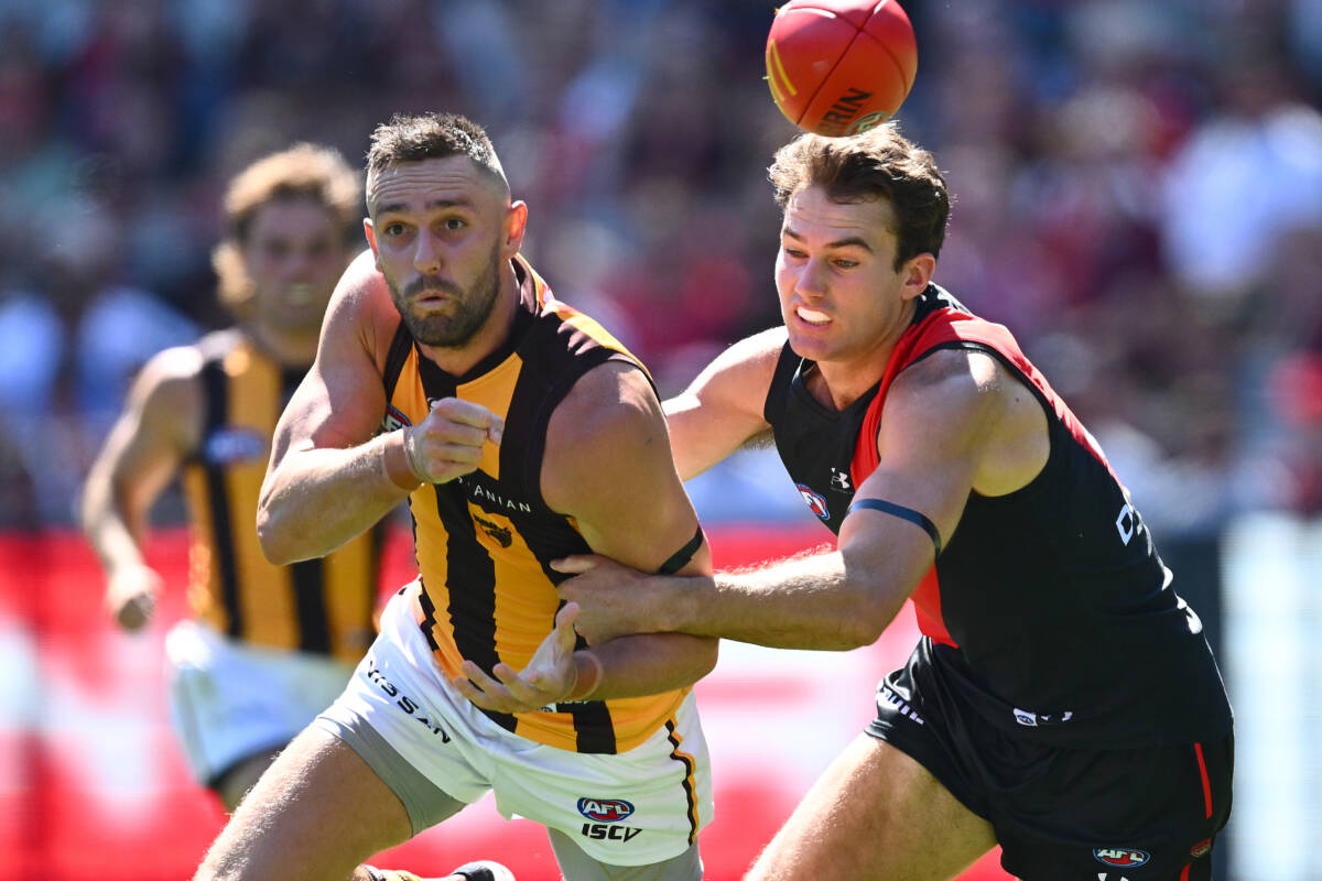 Article image for Essendon coach comments on double injury blow out of Round 1