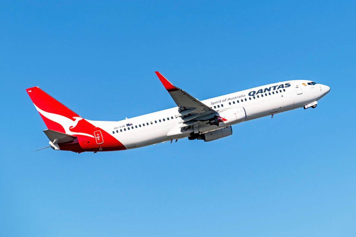 Article image for Qantas flight takes ‘unusual’ route from Perth to Melbourne on the weekend