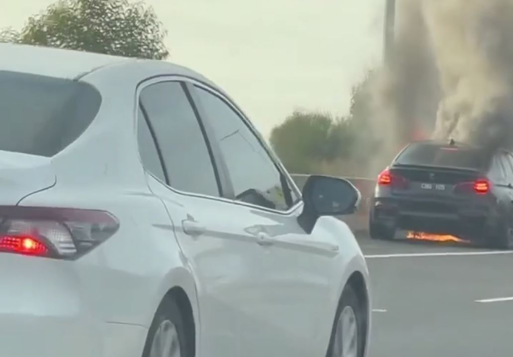 Article image for Car captured completely engulfed in flames on Tullamarine Freeway