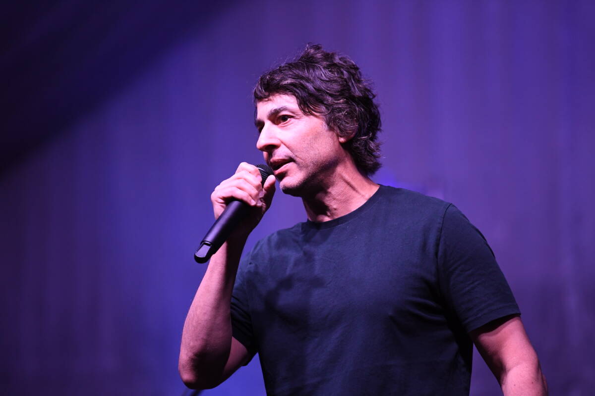 Article image for ‘Humiliated’: Woman who Arj Barker kicked out of comedy show speaks out