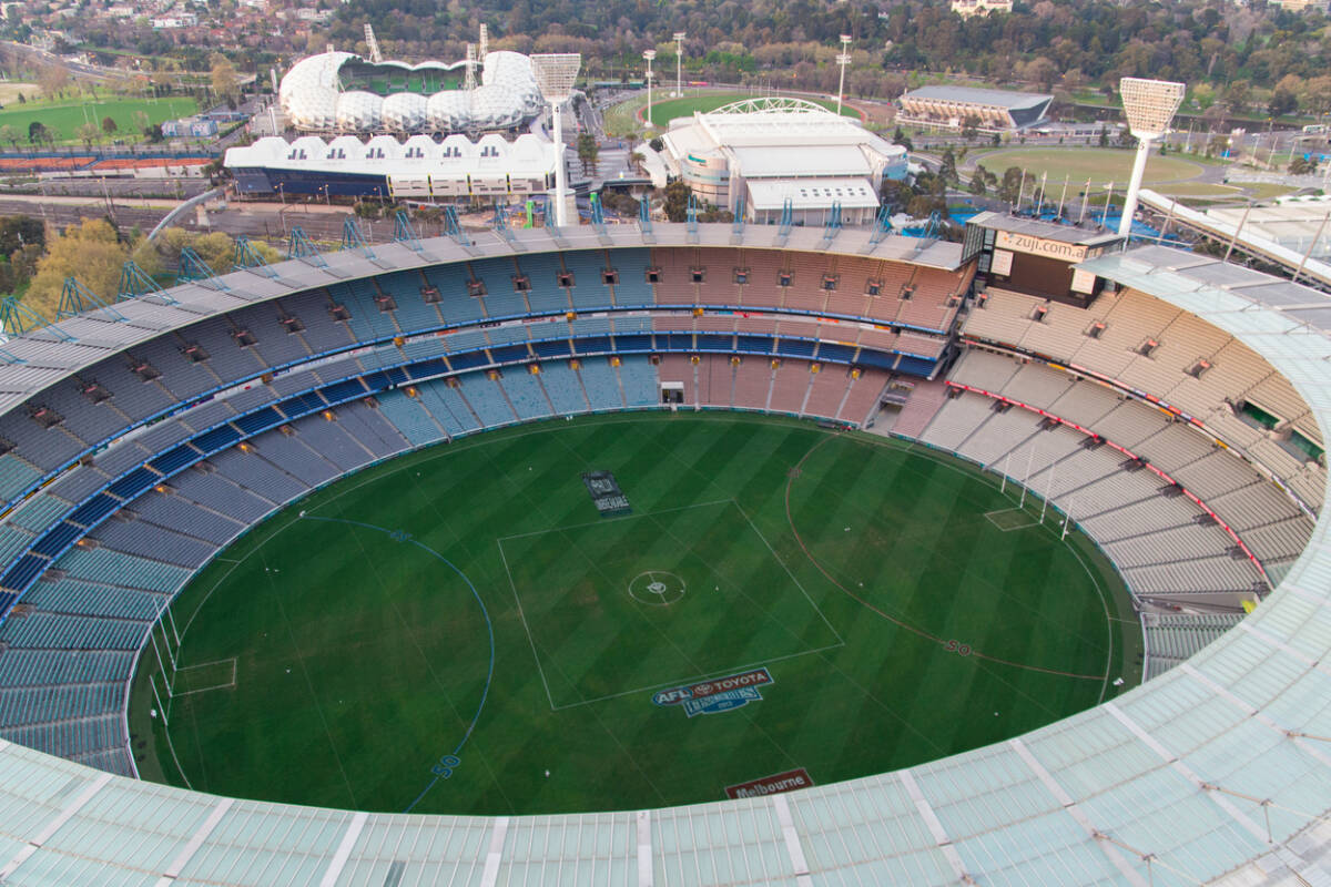 Article image for Brawl breaks out at prestigious members-only area in stadium after a teenager sat during Australian anthem