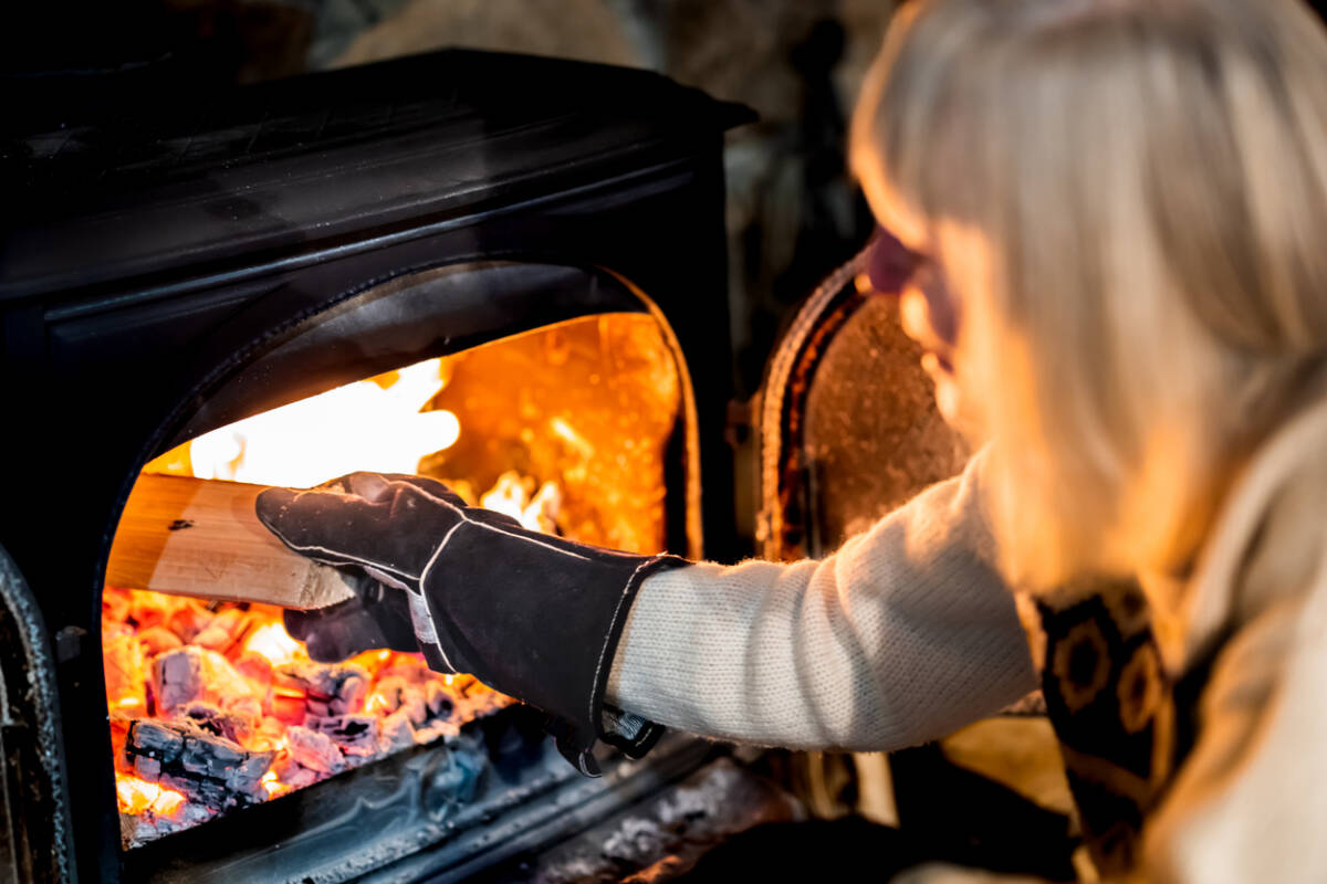 Article image for Why health experts are pushing for a ban on wood-fire heating