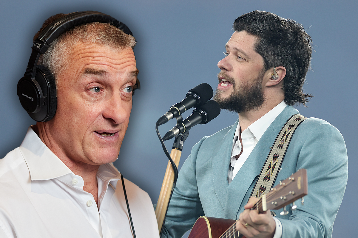 Article image for ‘Went too far’: Tom Elliott weighs in on the State of Origin national anthem controversy