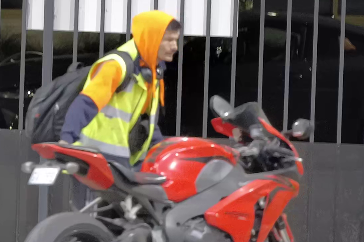 Article image for Police search for sneaky Docklands motorbike thief