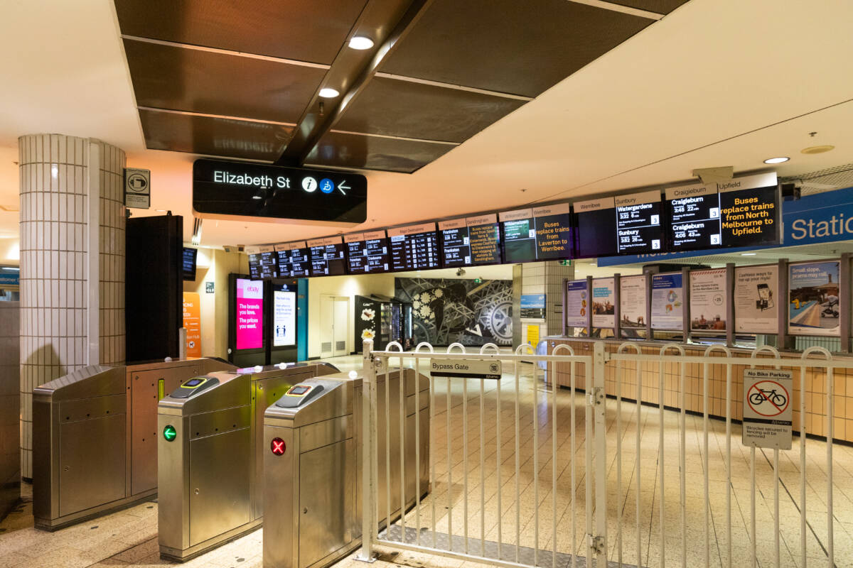 Article image for Security guard assaulted by four youths at Melbourne Central station