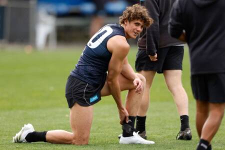 Carlton assistant coach provides fresh injury update on Charlie Curnow