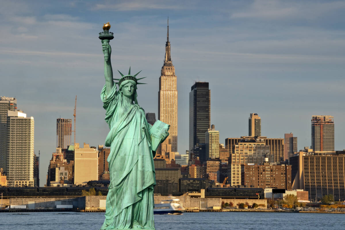 Article image for Why are fewer Australians travelling to the US right now?