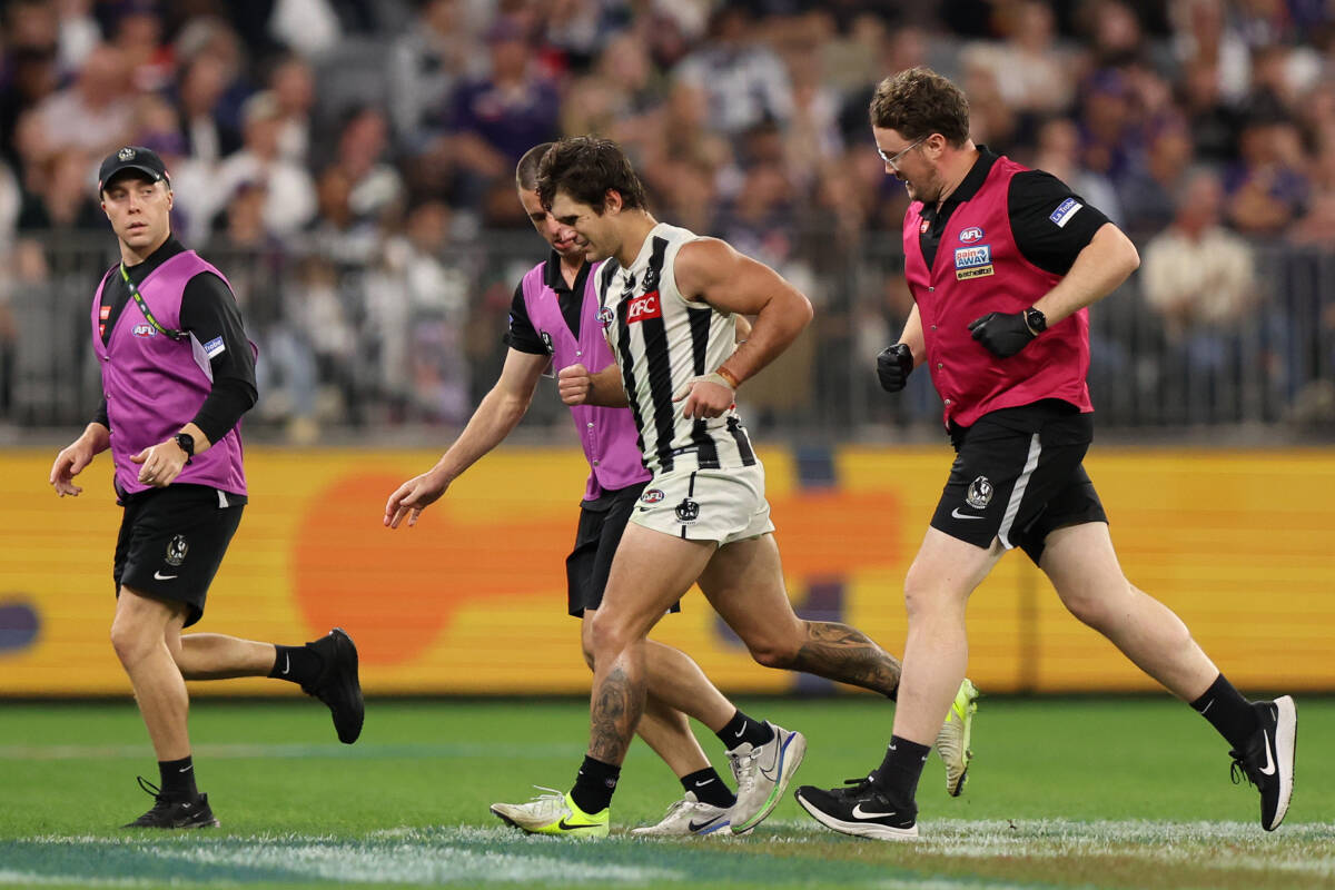 Article image for Darcy Moore not happy play didn’t stop after Schultz was concussed