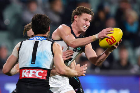 Jimmy Bartel LAUNCHES at clubs starting debutants as sub