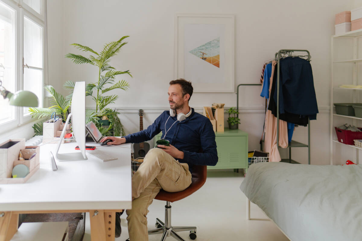 Article image for What Tom Elliott keeps questioning regarding Allan government push to work from home