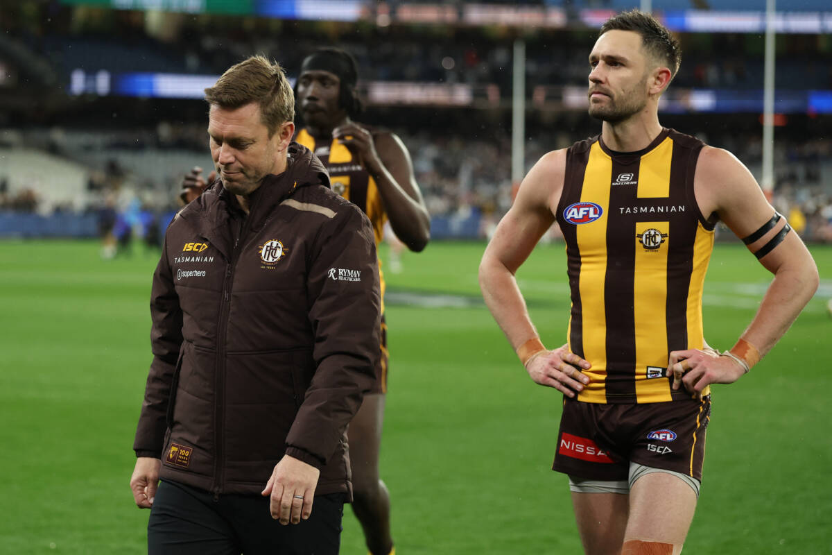 Article image for Hawks coach Sam Mitchell ‘tried too much’ in preliminary loss to Geelong