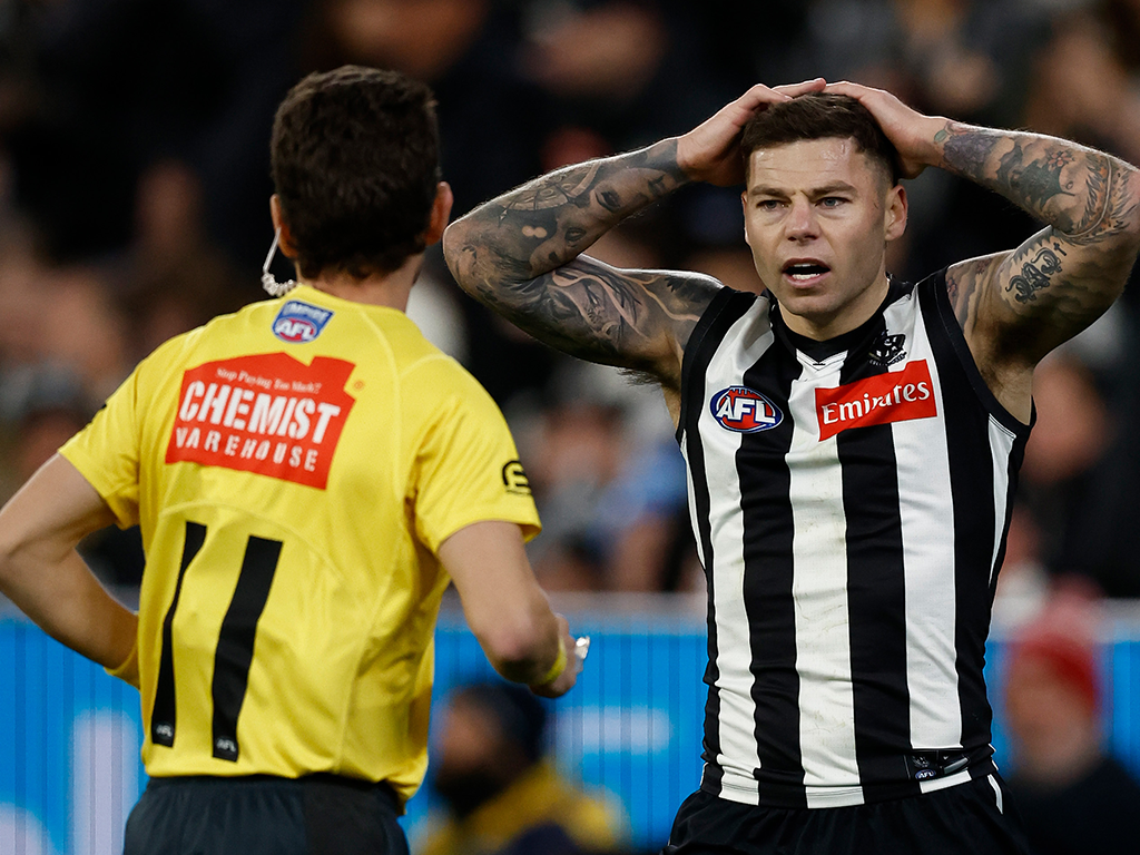 Article image for Tony Shaw has had enough of ‘mind boggling’ umpiring standards