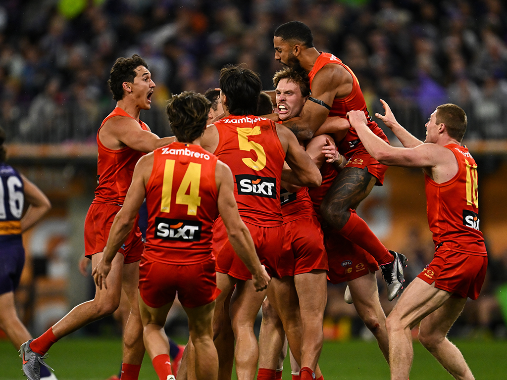 Article image for 3AW’s call as David Swallow sends Gold Coast through in dramatic final
