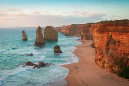 ‘Absolutely appalling’: Twelve Apostles tourism fee slammed