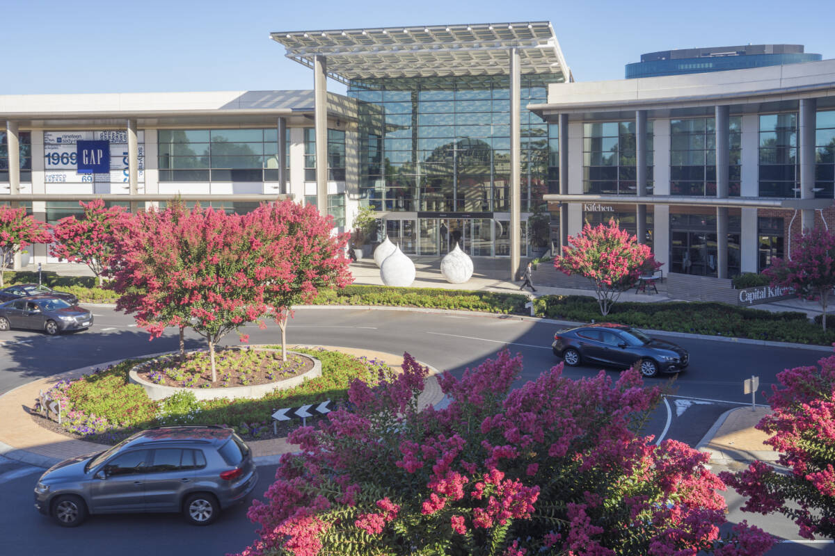 Article image for Police make arrest after stolen car dumped at major shopping centre