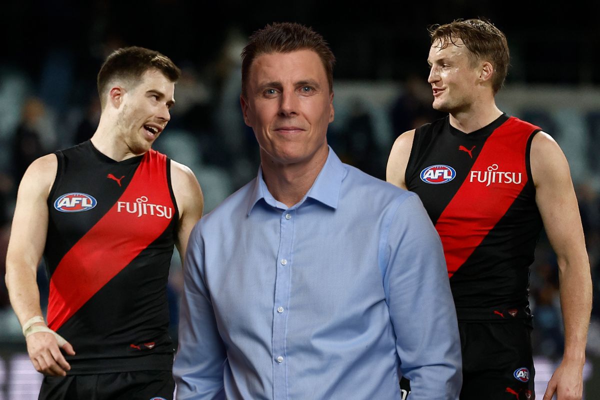 Article image for ‘Isn’t what good clubs do’: Matthew Lloyd’s latest comments on the drama at Essendon