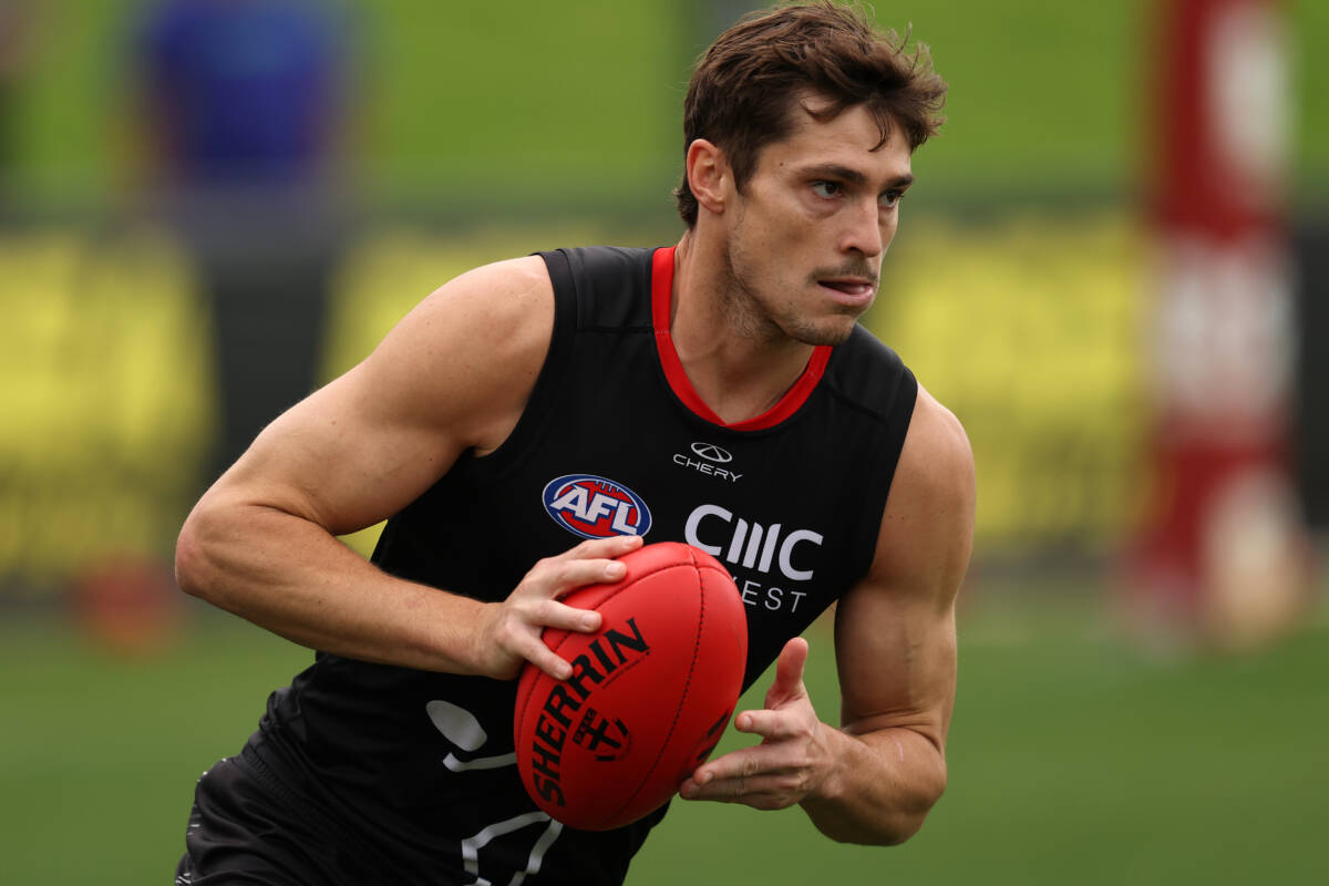 Article image for Victorian club makes late play for former St Kilda skipper