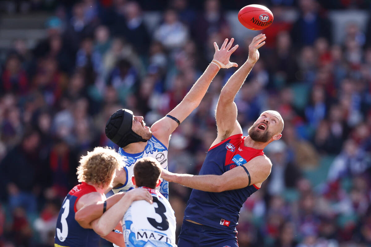 Article image for Former AFL player and umpire’s snap reaction to rule changes