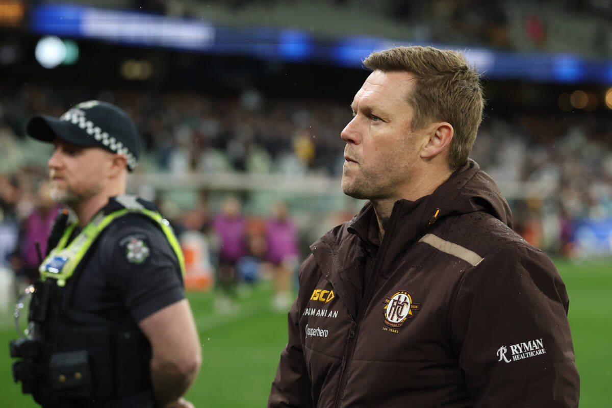 Article image for The ‘really tricky’ conversations ahead for Sam Mitchell in race to sign Zach Merrett