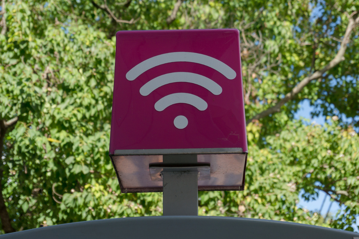 Article image for Telstra customers detail their concerns after receiving ‘threatening’ email