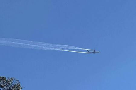 3AW callers detail dramatic scenes above Melbourne sky