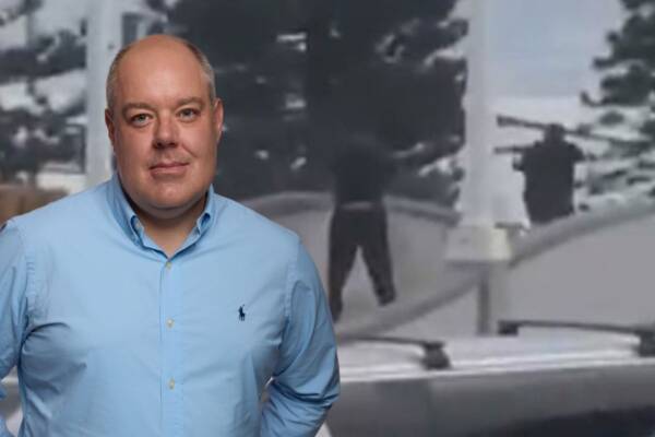 Shane McInnes clashes with former counter-terrorism officer over Bondi shoo