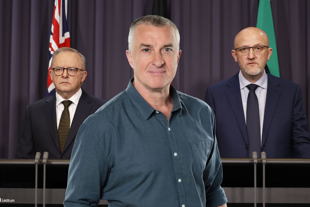 Article image for ‘It’s all rhetoric’: Tom Elliott weighs in on Bondi attack and government response