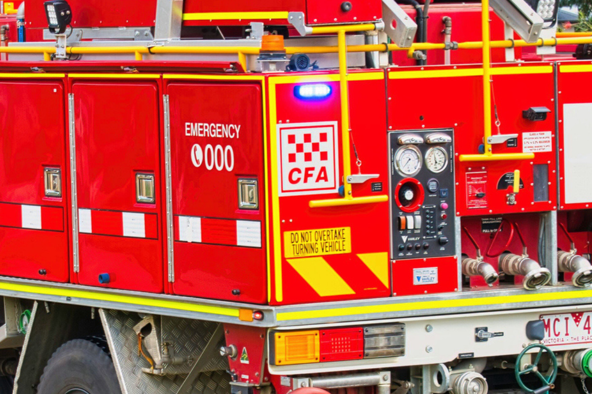 Article image for Jacinta Allan slammed over fire services levy as firefighters fight to contain bushfires