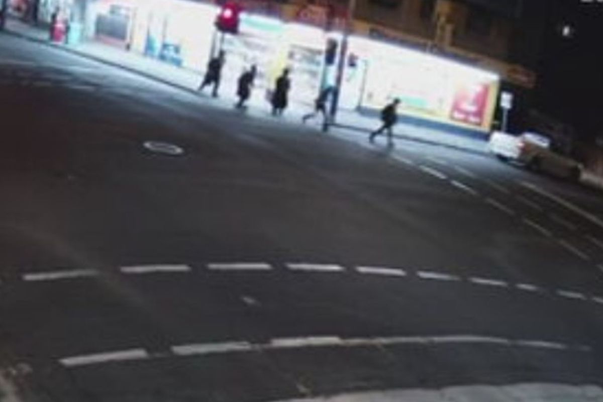 Article image for ‘They were petrified’: Father of teen shaken from anti-Semitic attack speaks out