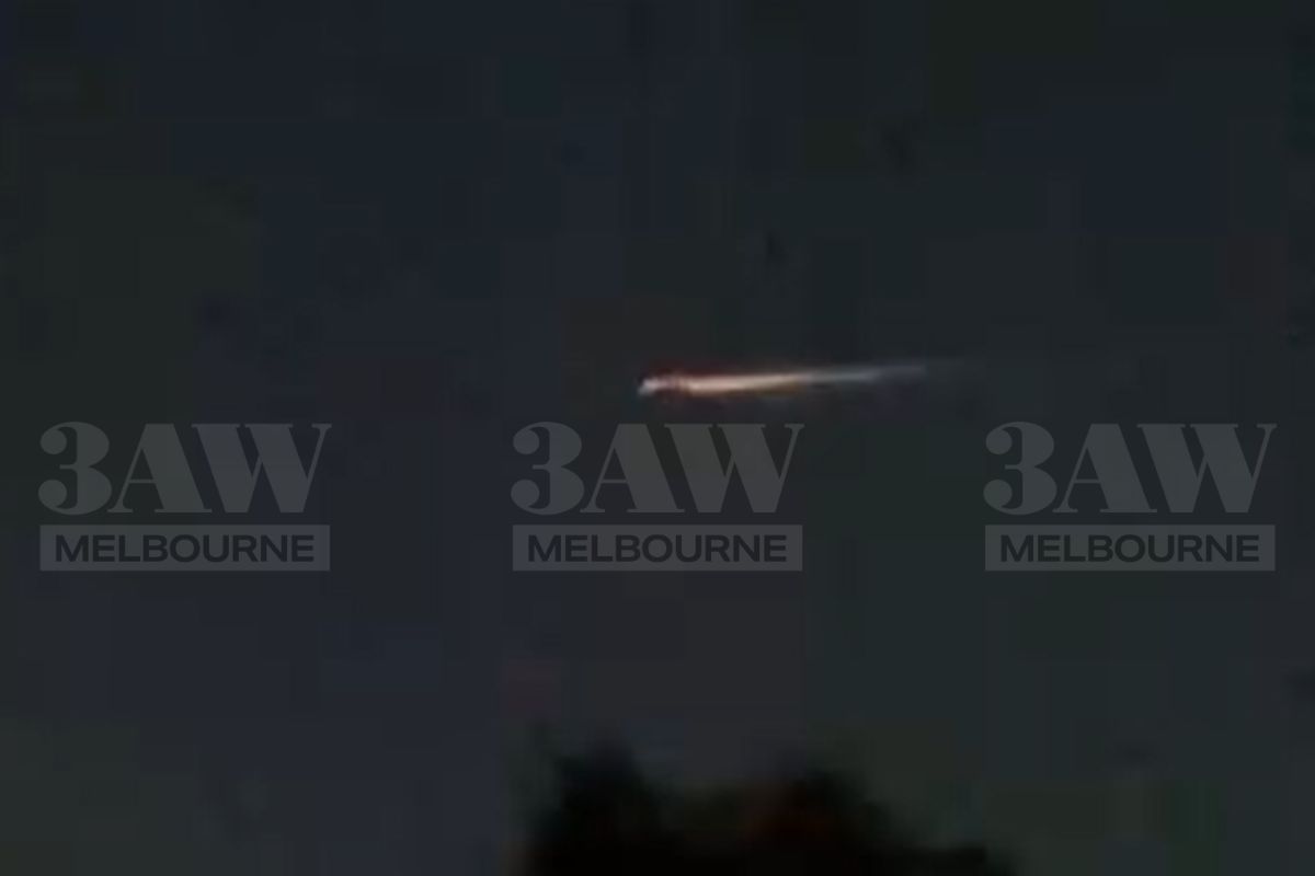 Article image for ‘Mega suspicious’: Expert weighs in on unusual sight across Victoria’s morning skies