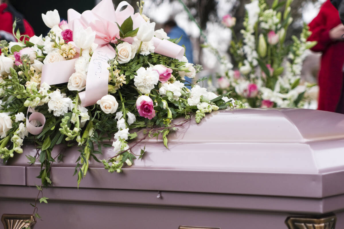 Article image for Dozens of strangers to attend funeral for a man they never met