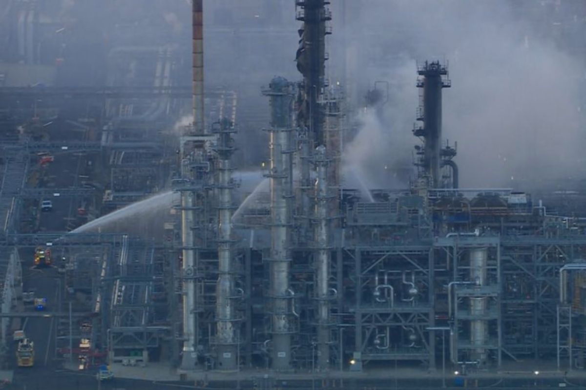 Article image for How the Geelong refinery fire is likely to impact fuel supply