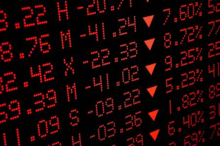 ‘Asleep at the wheel’: Australia edges closer to recession 