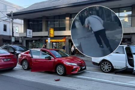‘It honestly flew’: Big collision involving three cars in South Yarra