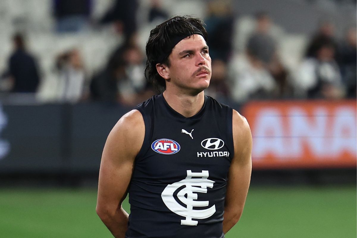 Article image for Joel Selwood and Tony Shaw comment on Elijah Hollands situation