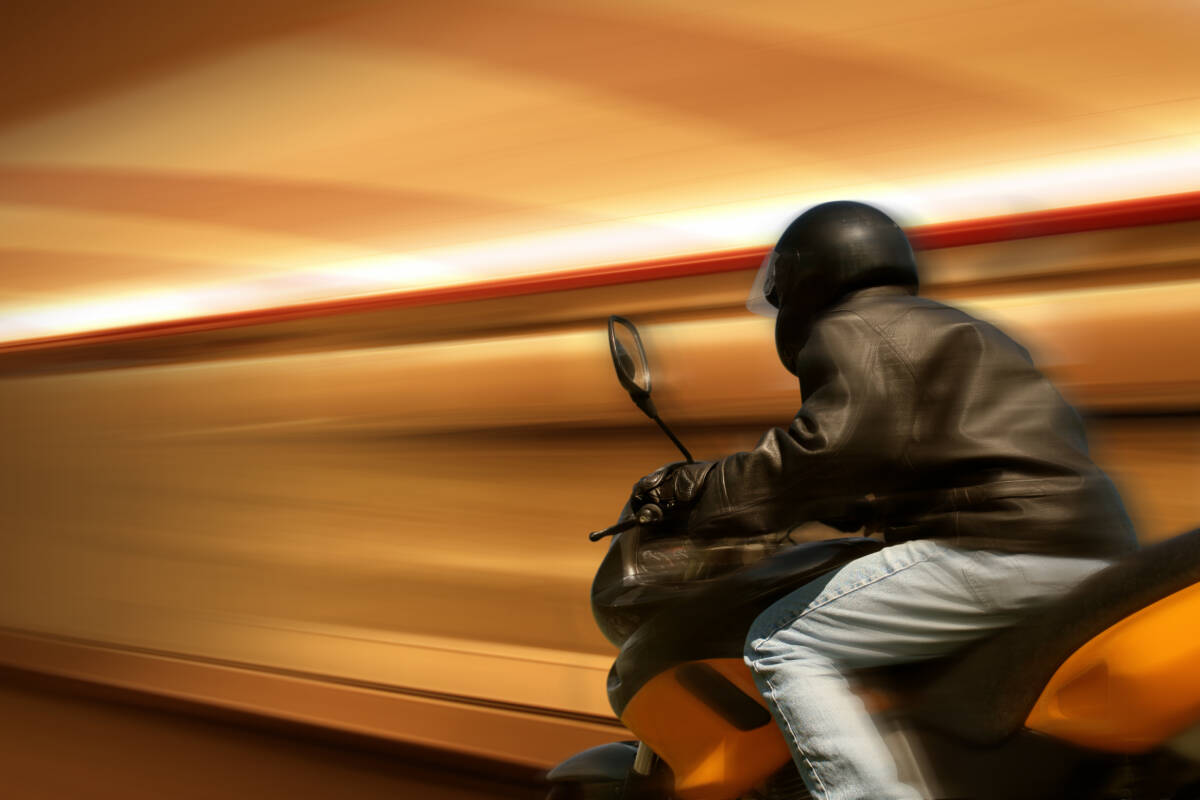 Article image for Motorcyclist charged after extreme 300km/h chase in Geelong